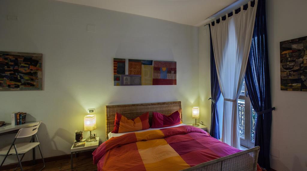 Studio Apartments Centro Storico Via Manno Cagliari Bilik gambar
