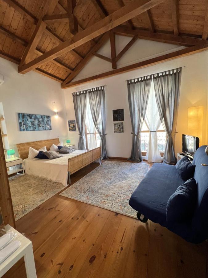 Studio Apartments Centro Storico Via Manno Cagliari Luaran gambar