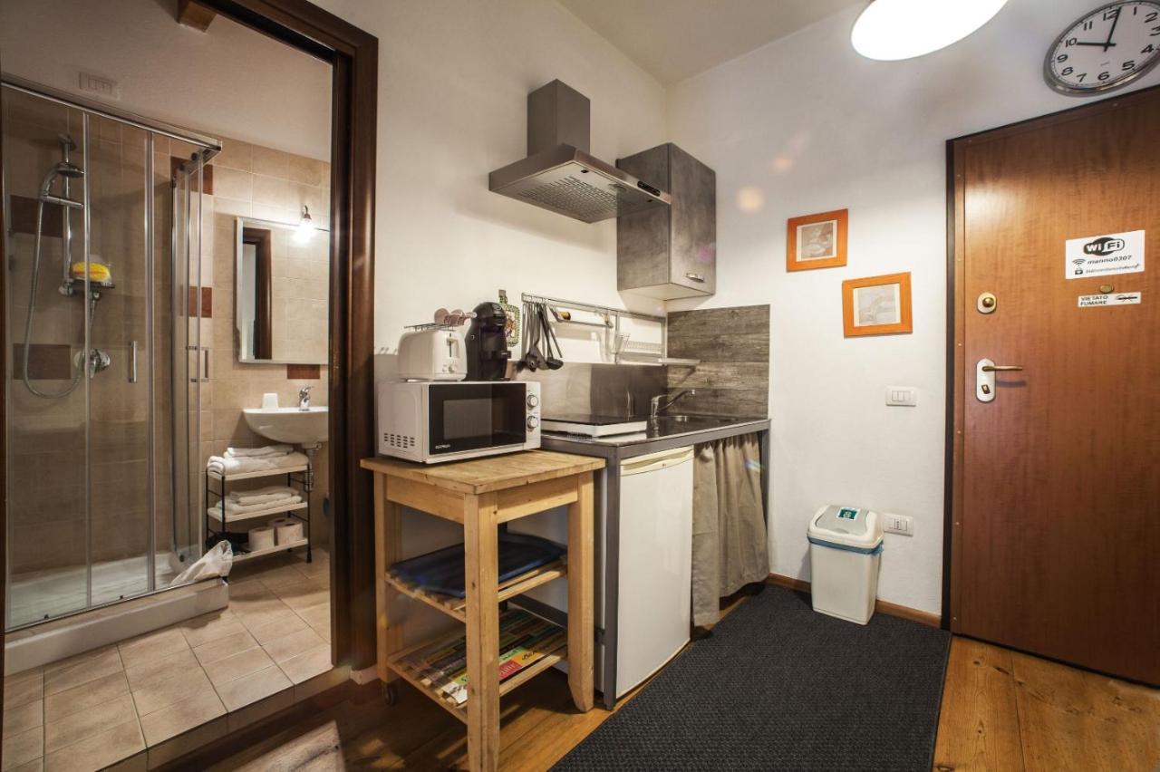 Studio Apartments Centro Storico Via Manno Cagliari Luaran gambar