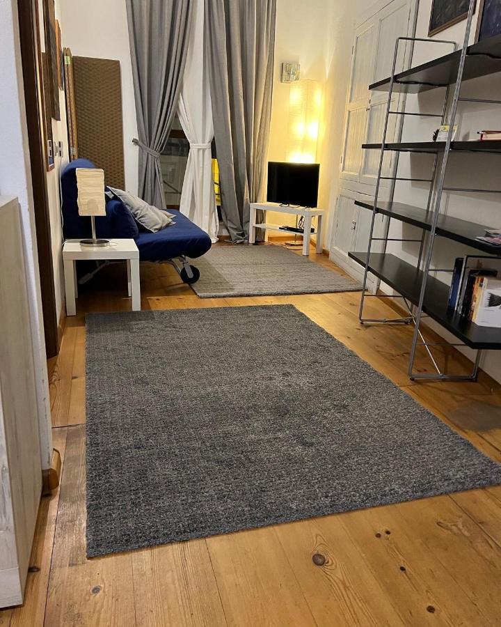 Studio Apartments Centro Storico Via Manno Cagliari Luaran gambar